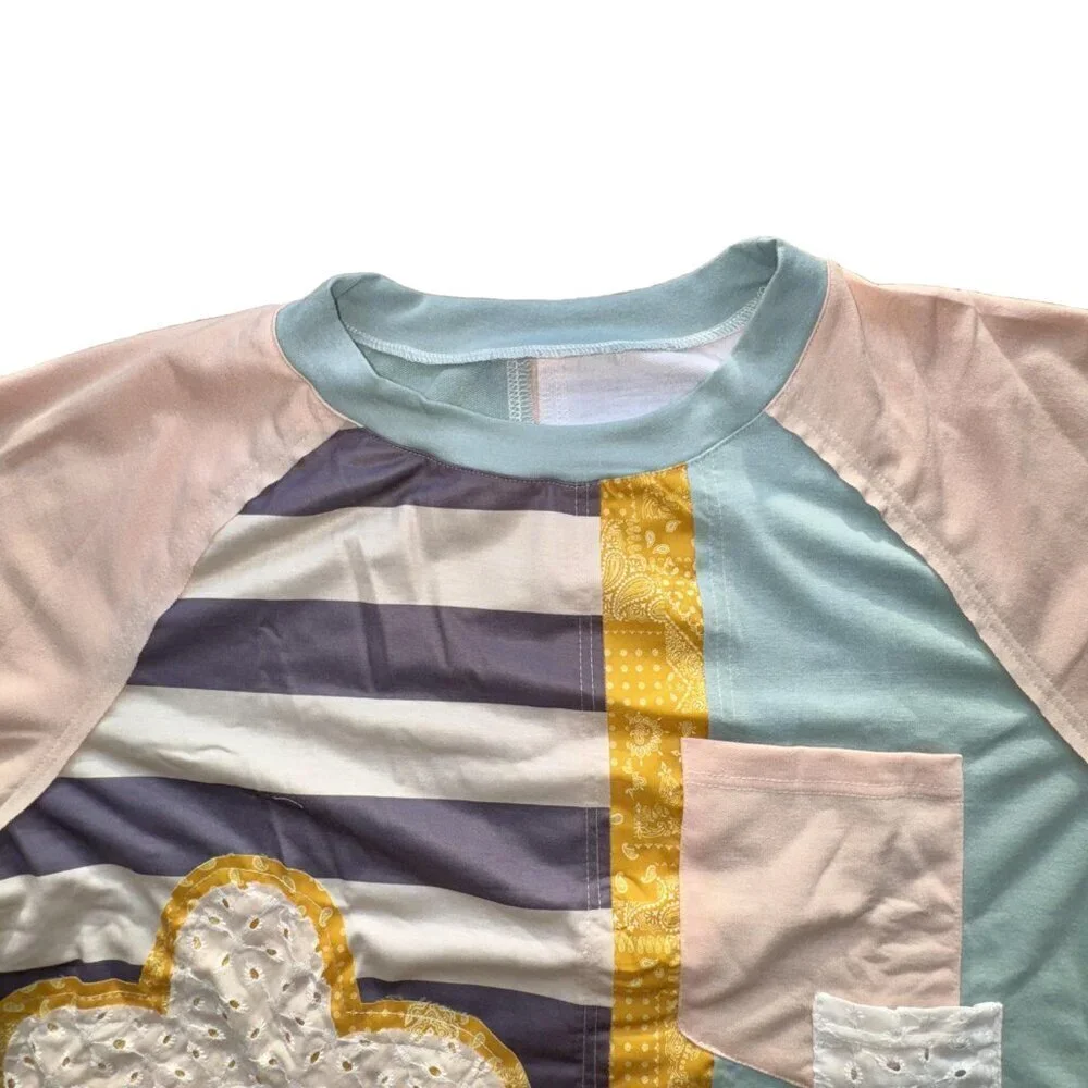 Appliqued Floral Lightweight Oversized Sweatshirt Size Large NWOT - Picture 13 of 16